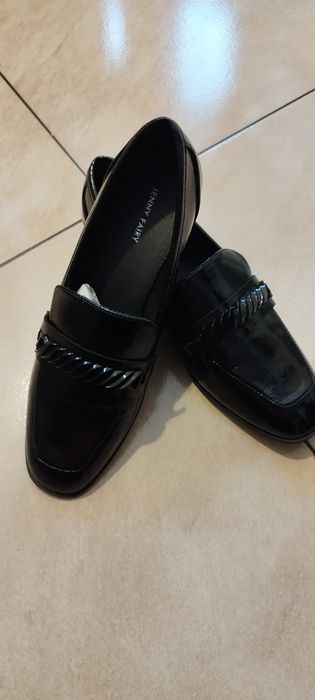 Buty damskie eleganckie lakierowane 40 Jenny Fairy
