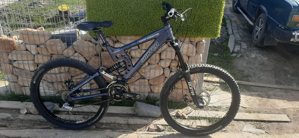 Двухпідвіс SWITCH