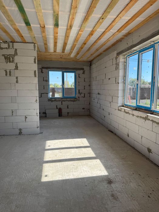 Продаж будинку(єОселя )