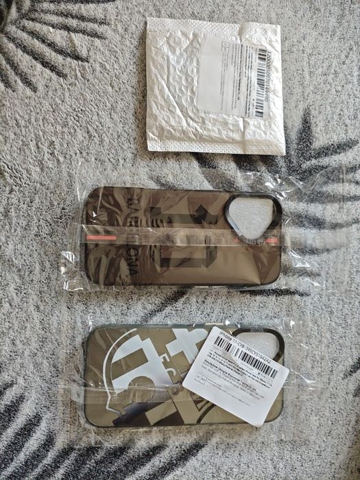 Sprzedam etui do iPhone 17