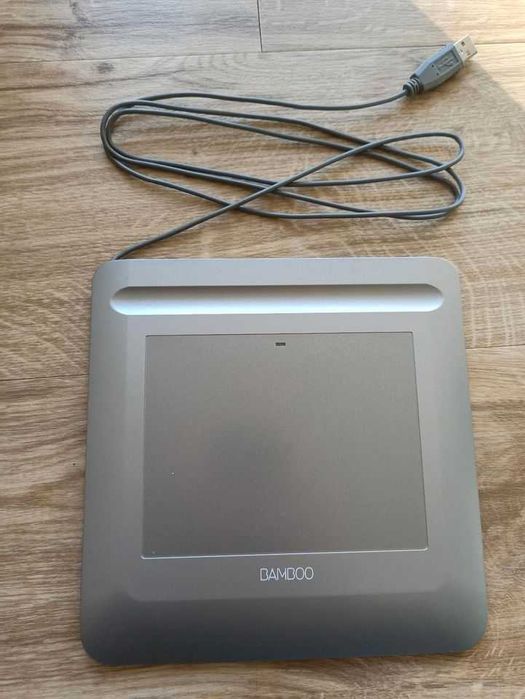 Mesa gráfica Wacom Bamboo One (Usado)