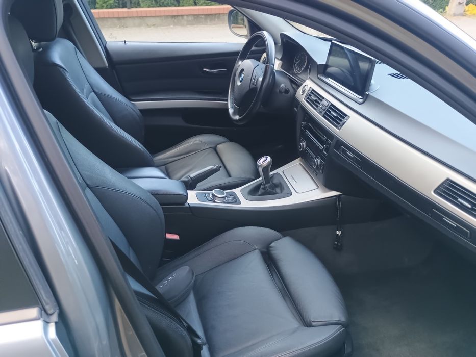 BMW seria  3 E 91 318 d
