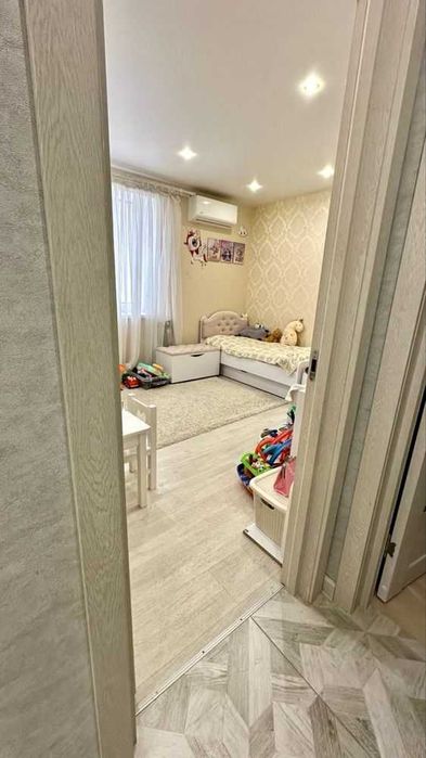 Продам 2к квартиру в самом центре Залютино