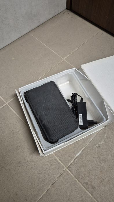 Miernik satelitarny WS-6916 R10821 z ekranem i wbudowanym  tunerem