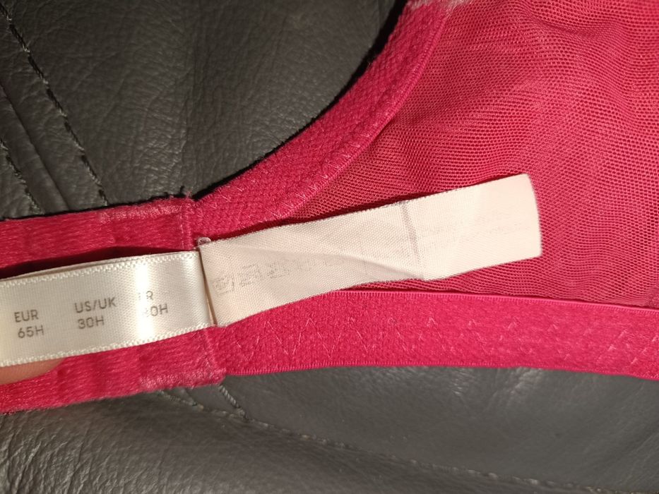 Biustonosz Change 65 H