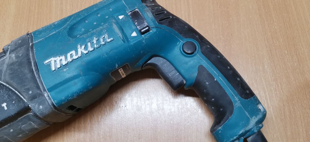 Makita Hr2470 перфоратор оріджинал