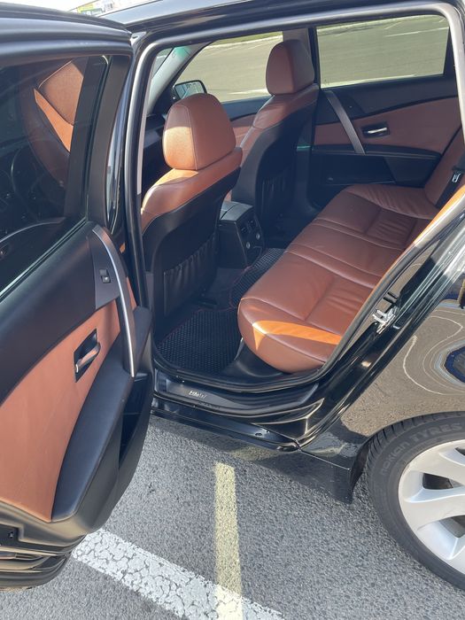 Продам  BMW e61 3.0