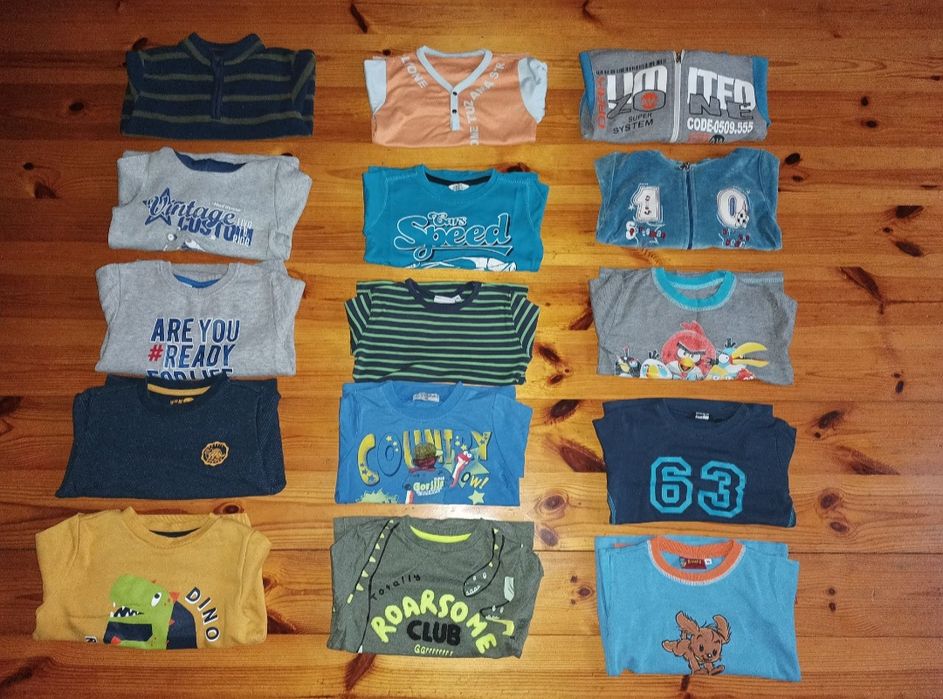 Zestaw ubrań, bluzki, bluzy 98/104