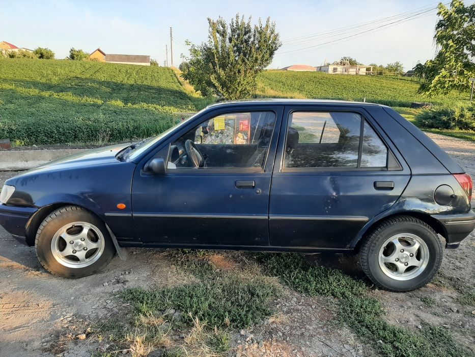 Продам ford fiesta mk3 бензин