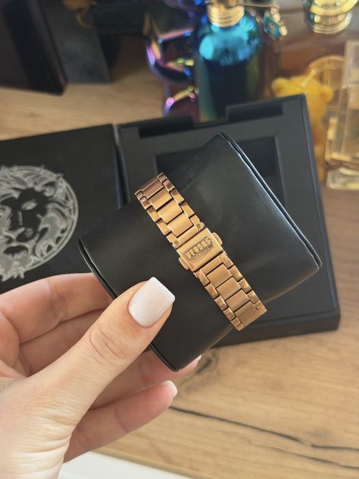 Жіночий годинник  Versace Versus