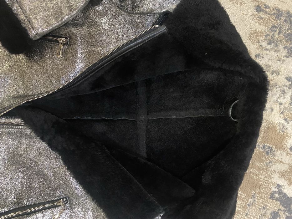 Жіноча дубленка-пілот