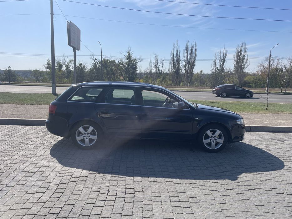 продам Audi a4b7