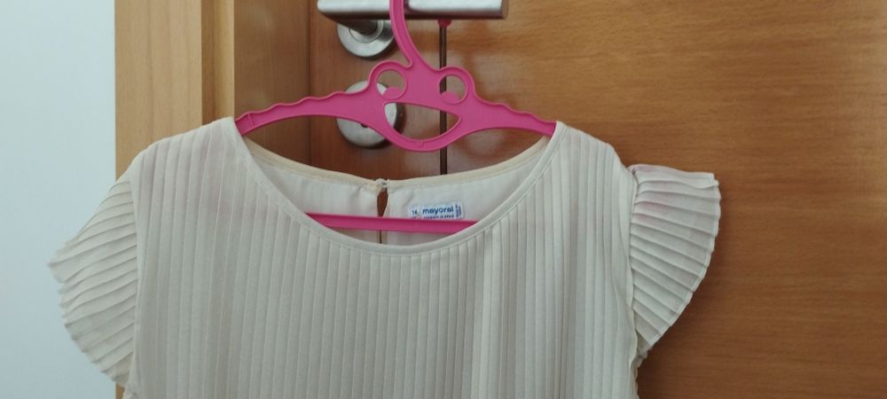 Vestido e casaco para cerimónia da Mayoral