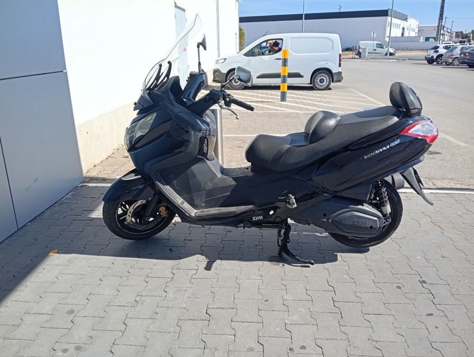 Sym MaxiSym 400i