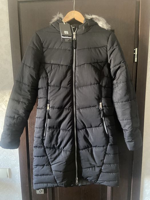 Тепле зимове пальто
