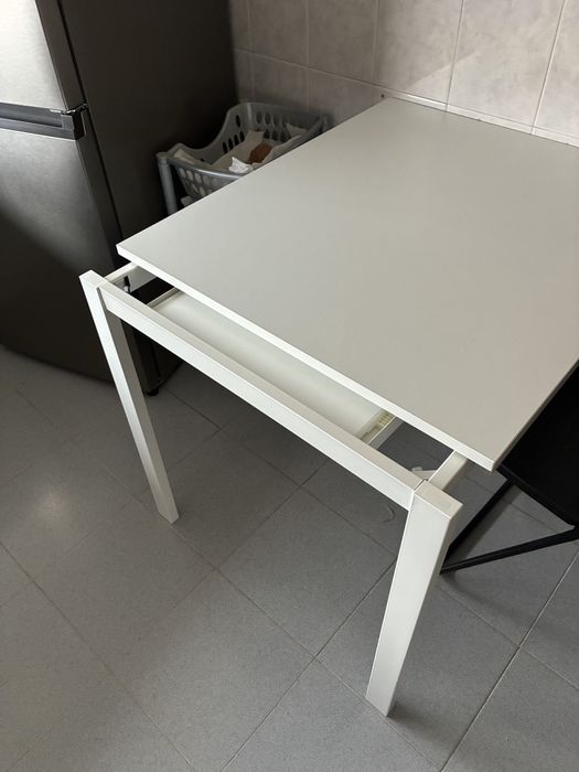 Mesa Vihals Ikea extensivel