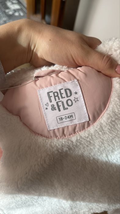 Зимова курточка для дівчинки з ракавичками 18-24м