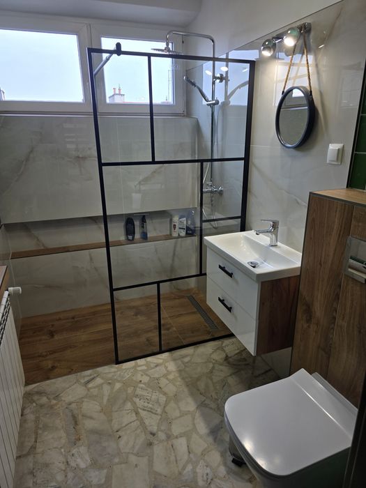 NOCLEGI   KRAKOW  pokoje dla pracownikow  2 3 4 5 osobowe