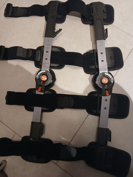 Orteza regulowana stawu kolanowego