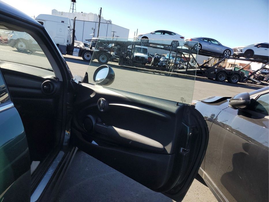 Разборка мини Mini Cooper Ф56 F56 B36M 1.5 бензин Hatch Розбірка міні