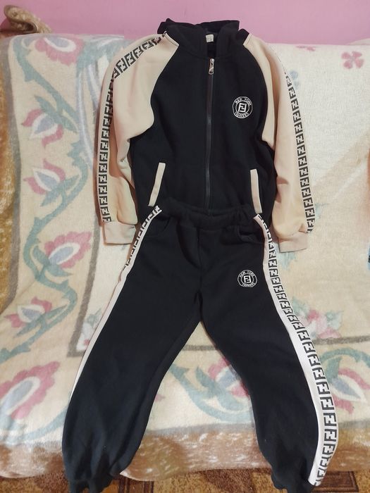 Дитячий теплий костюм