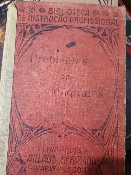 Livros da instrução profissional