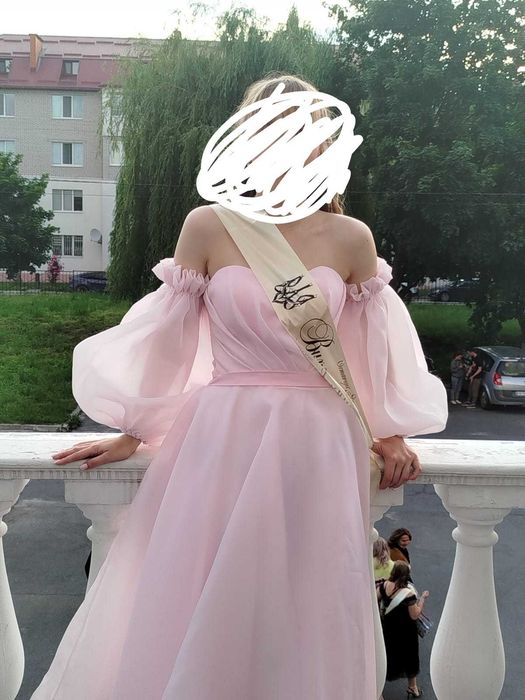 Сукня випускна 42-44