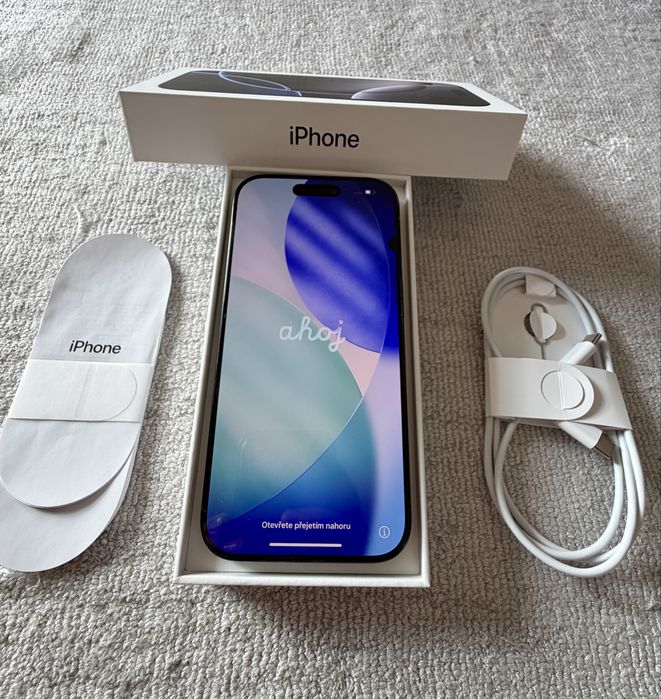 iPhone 16 Pro Black Titanium 128 GB  apple  Promocja  2399  zł  Telefon  + Etui  Iphone  czarny