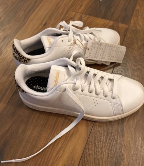 Adidas Adventure 38