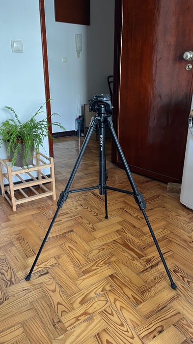 Tripé Sony VCT-R640