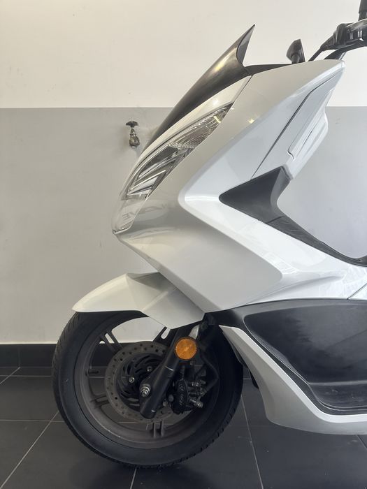 Honda pcx (18 meses garantia)