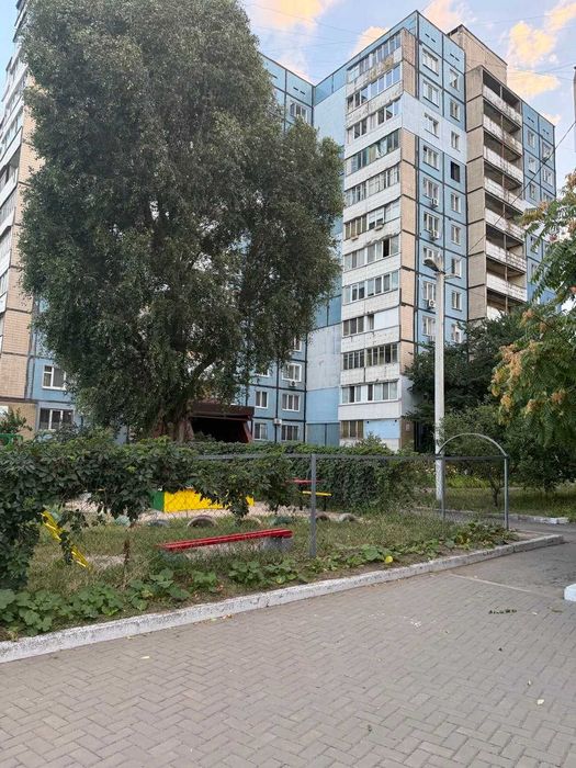 Продам 1 комнатную квартиру ж/м Покровский, ул. Ю.Кондратюка 24