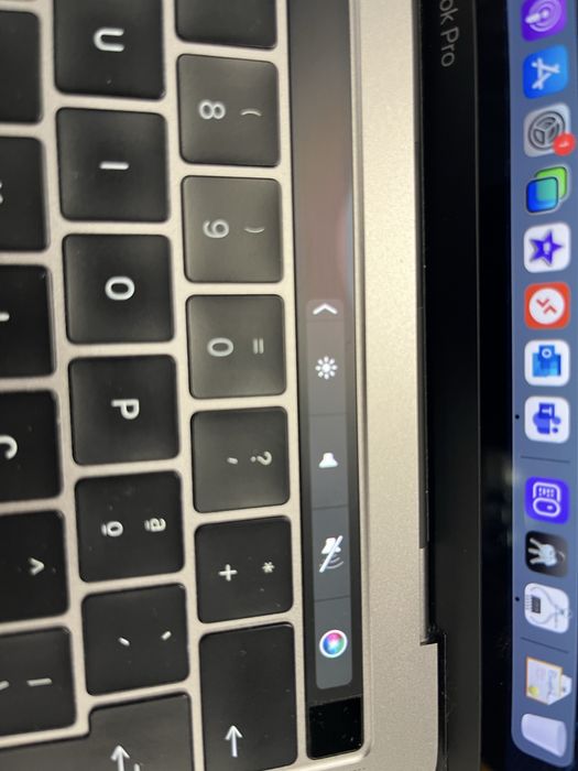 Apple MacBook Pro 13'' Touch Bar, 4 Thunderbolt, 16GB RAM, 512 SSD