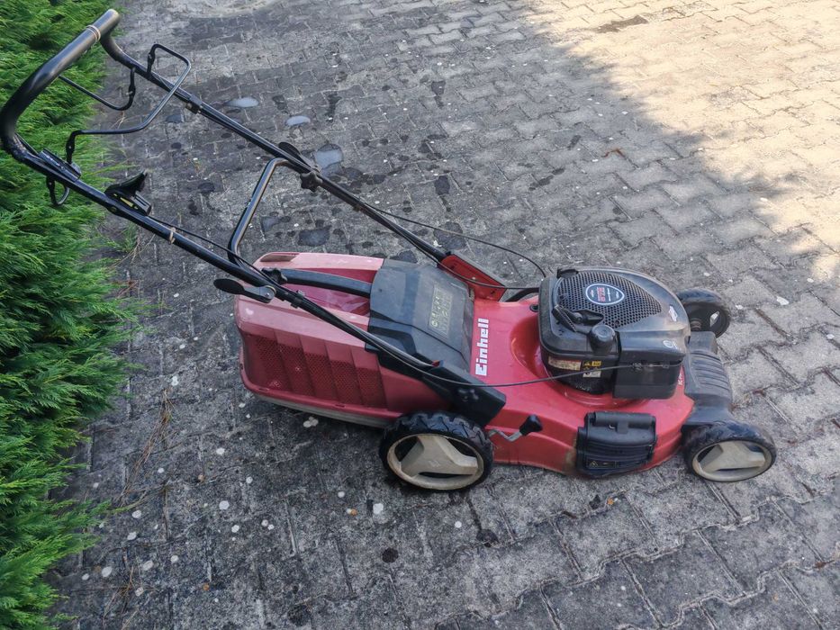 Máquina de corte de relva