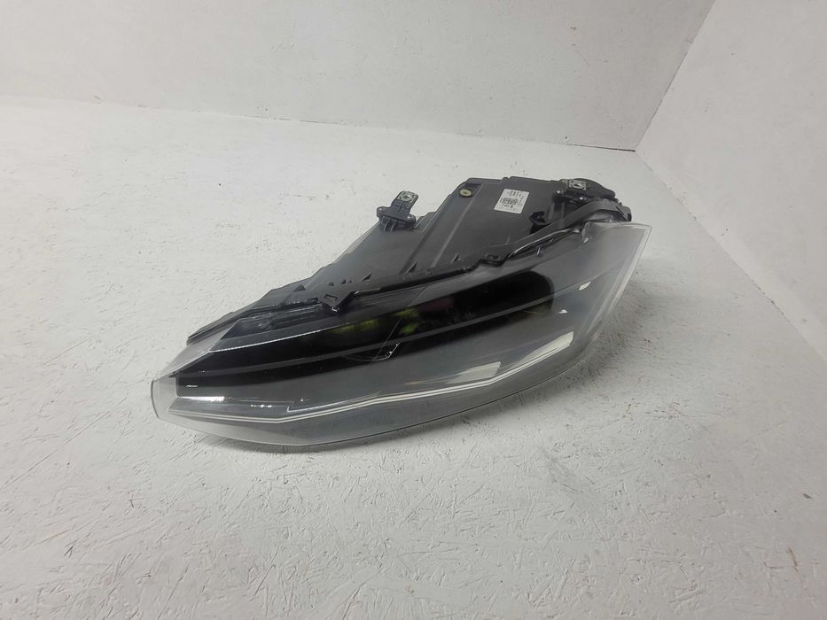Lampa Vw  polo 2G full led przód lewa
