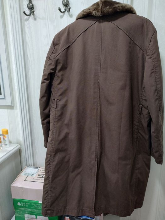 Пальто чоловіче на хутрі