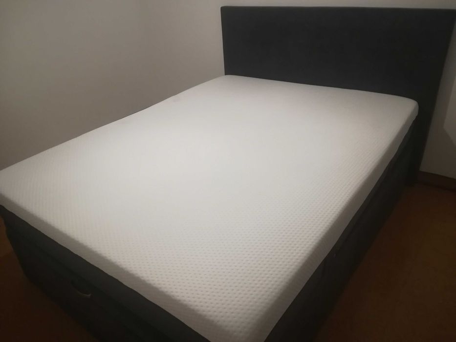 Sommier Emma + Colchão Emma + Cabeceira Emma + Capa protetora Emma