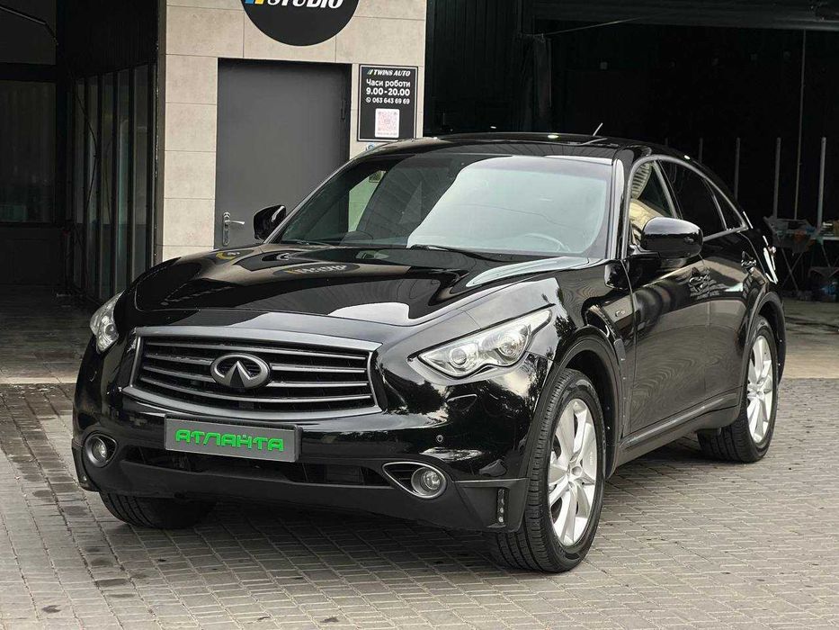 Infiniti QX70 2013