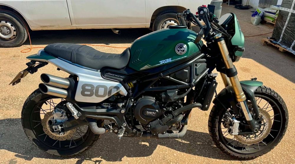 Benelli Leoncino 800 Trail