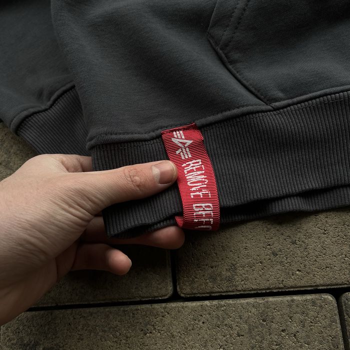 Плотне худі Alpha Industries | Іднальний стан