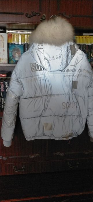 Продам куртку женскую, демисезонные, размер 46