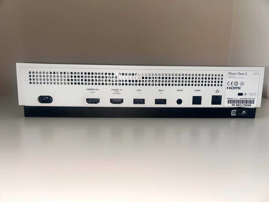 Konsola XBOX One S 500GB