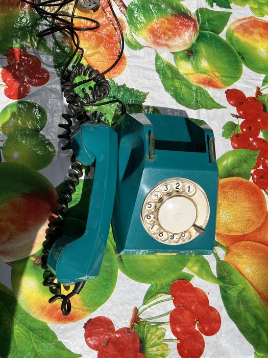 Ретро телефон с диском