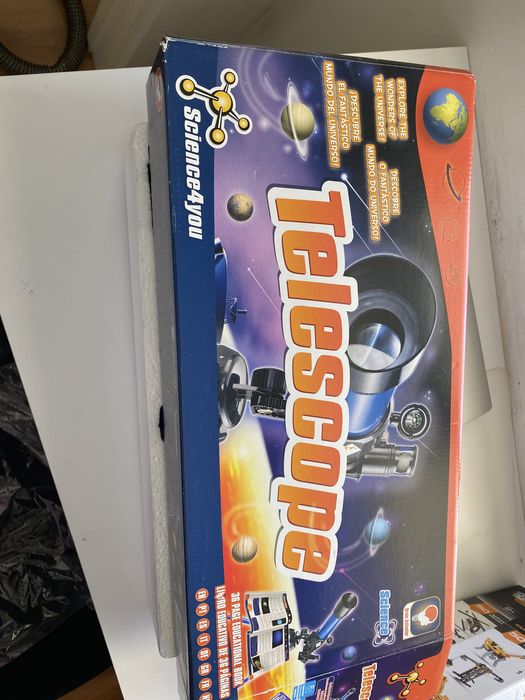 Telescópio de criança