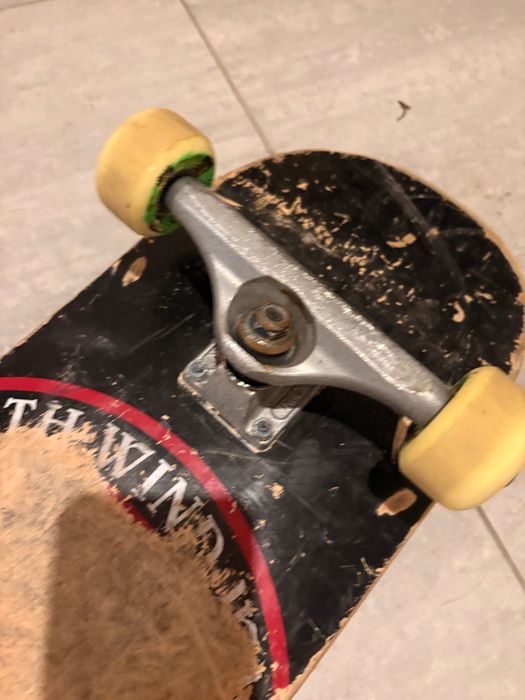 skate 8 com trucks independent