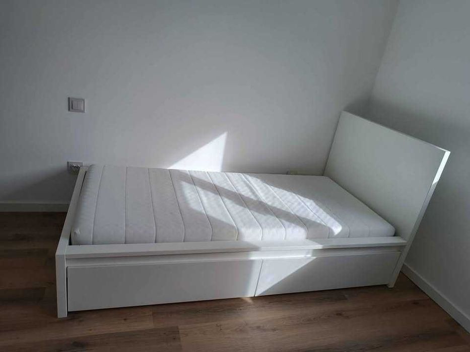 Cama MALM + Colchão + Gavetas