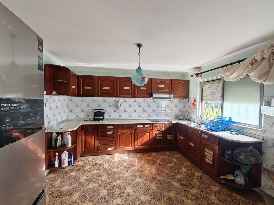 Quarto em Troviscal, AVEIRO DISTRITO