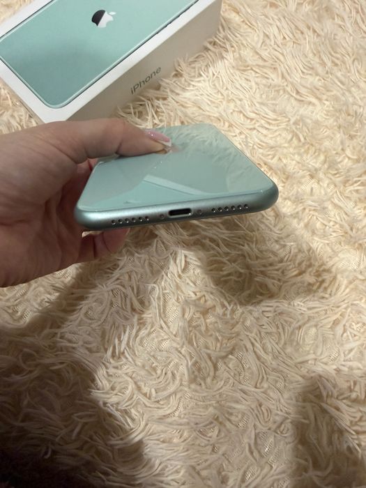 Iphone Apple 11/ телефон