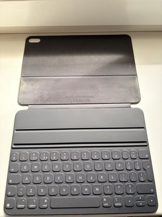 Smart Folio Keyboard 11” 2018
