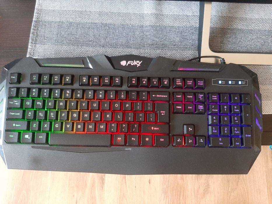 Podświetalna klawiatura FURY